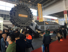 �������չ����500ǿ����ҵ��ͷ��ҵ�������¸�