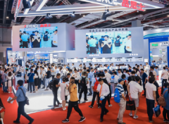 ���ڹ��ʳ�չ�ߺ�������Դ��չ��һ���Ż�չ