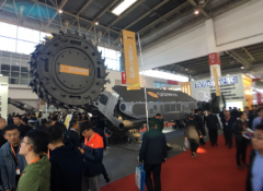  С��Ʒ�ǿع��ӹ�˾�̳�չ������������