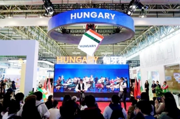 λ��ŷ���в������������й����ʹ�Ӧ���ٽ��������Ե�ֲ�ǳ