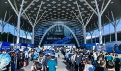 ���ڻ�չҵ������������ϰ������չ�ᳬ200�����