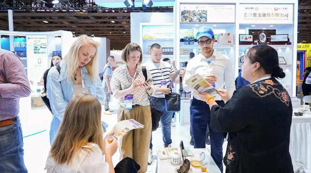 ���Ľ��й������ţ����ʸ�Ʒ�����Ѳ������ߺ�������������̳��Ļ