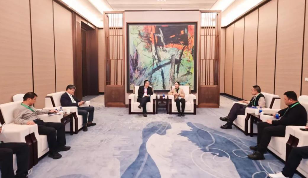 ���쵼�ʶӸ������ῼ�콻��